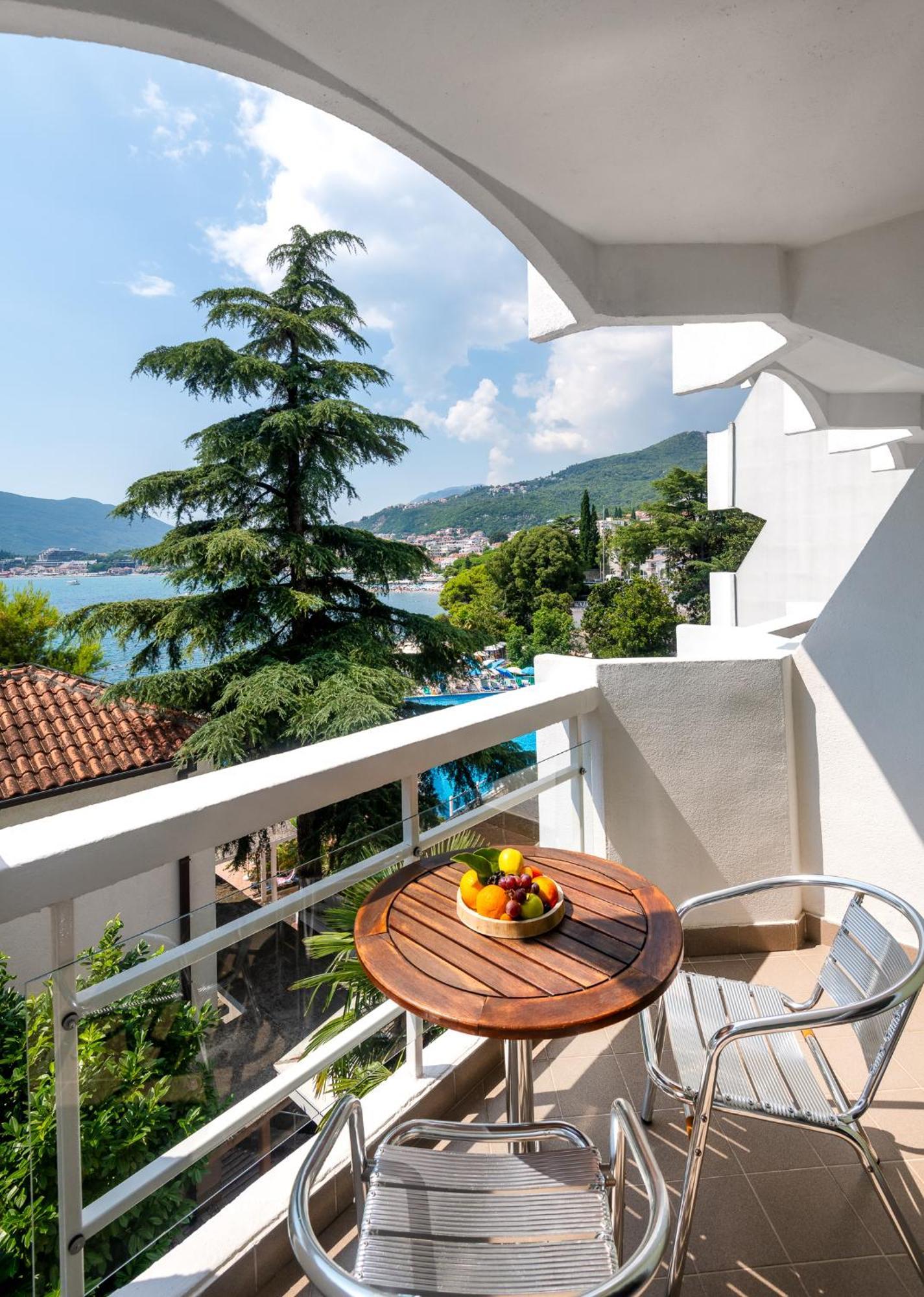 Hunguest Hotel Sun Resort แฮร์เซ็ก-โนวี ภายนอก รูปภาพ