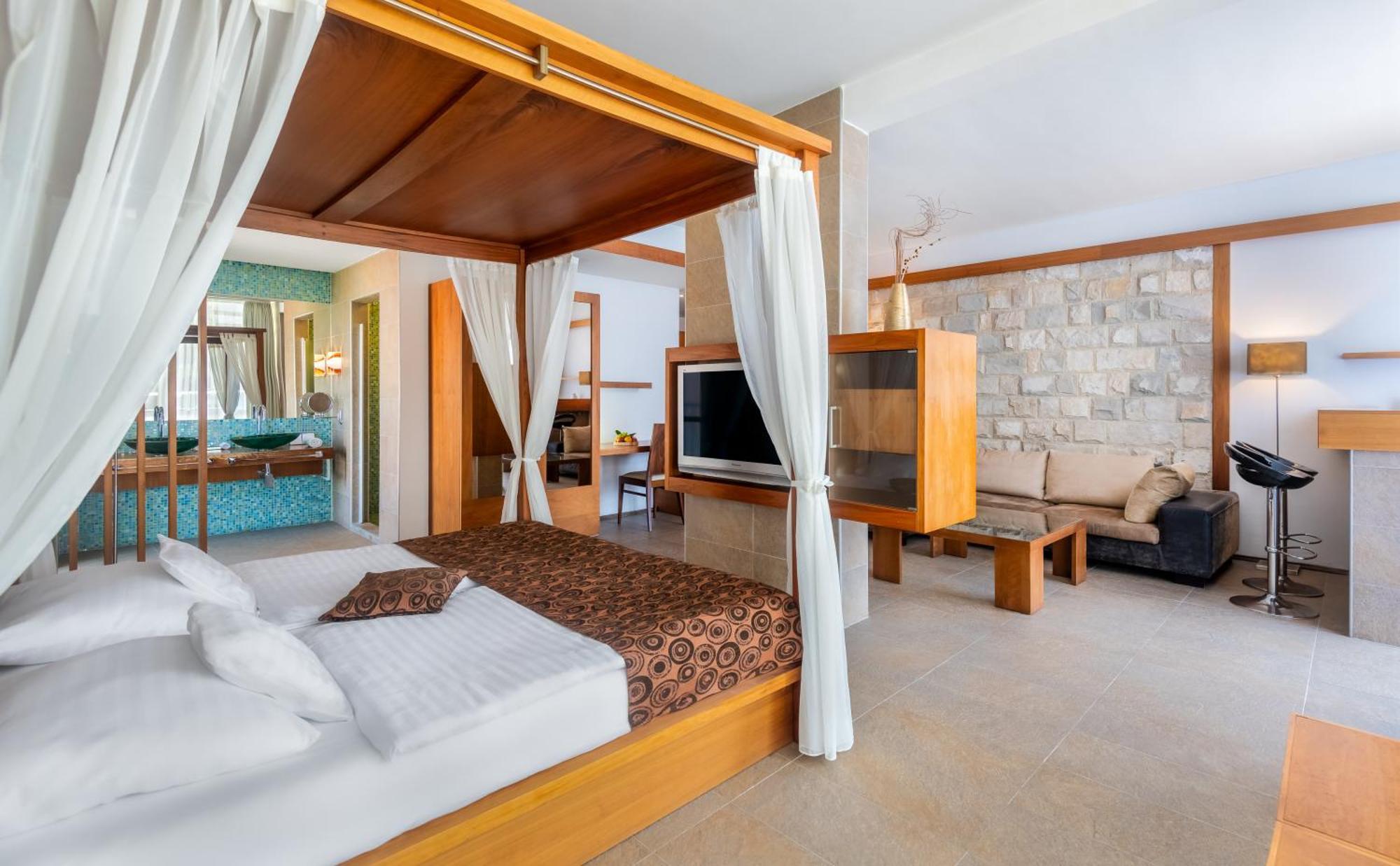Hunguest Hotel Sun Resort แฮร์เซ็ก-โนวี ภายนอก รูปภาพ