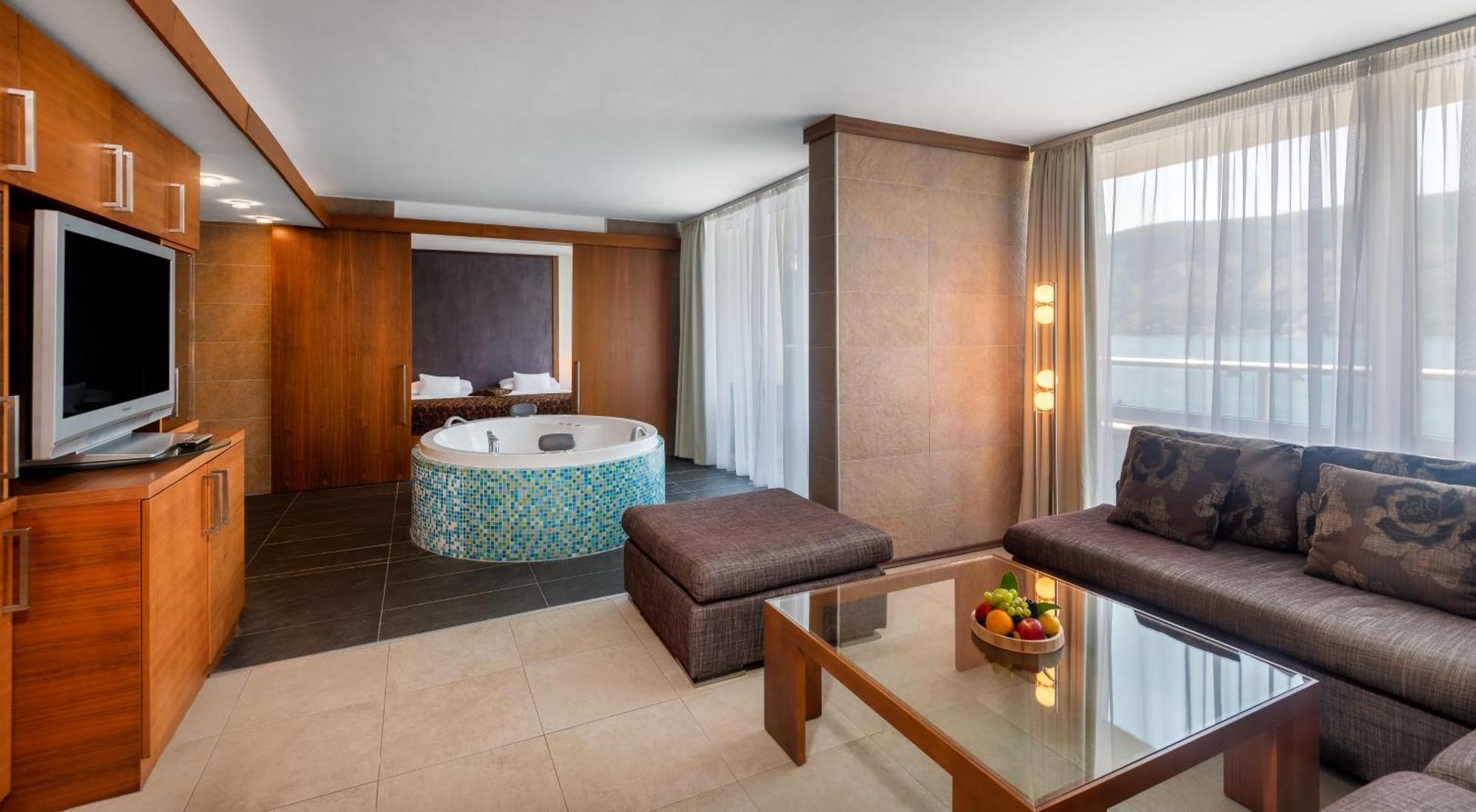 Hunguest Hotel Sun Resort แฮร์เซ็ก-โนวี ภายนอก รูปภาพ