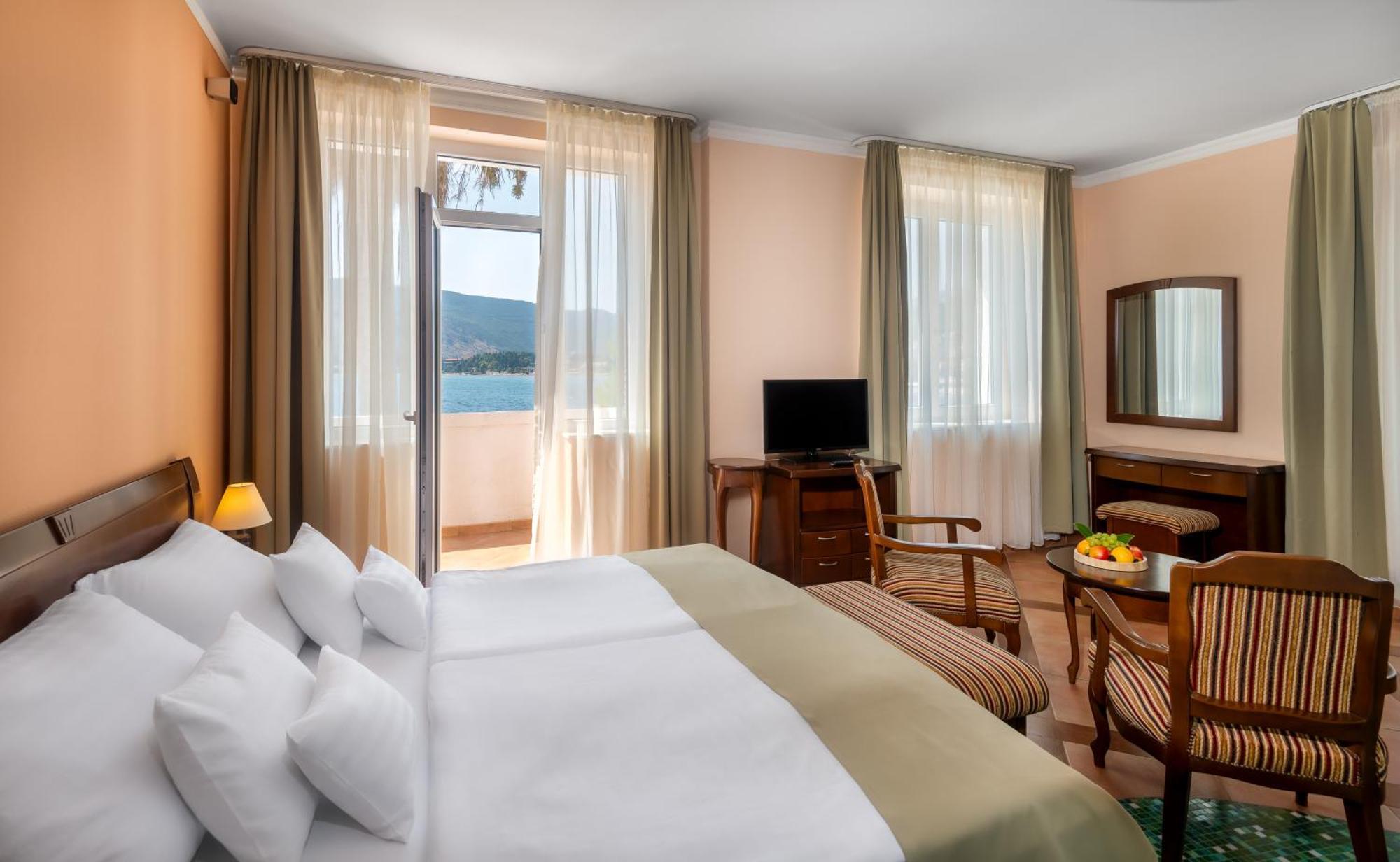 Hunguest Hotel Sun Resort แฮร์เซ็ก-โนวี ภายนอก รูปภาพ