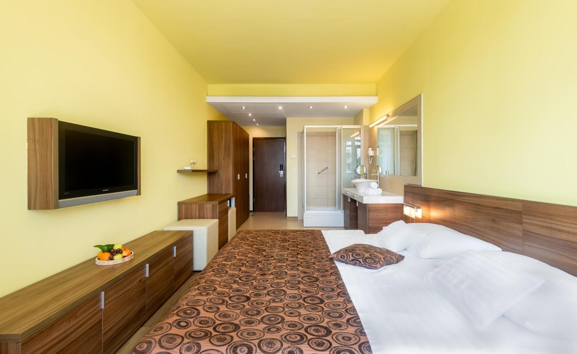 Hunguest Hotel Sun Resort แฮร์เซ็ก-โนวี ภายนอก รูปภาพ